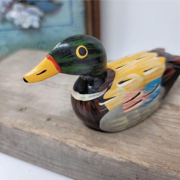 Small Hand Painted Vintage Duck Figurine - Picture 8 of 8